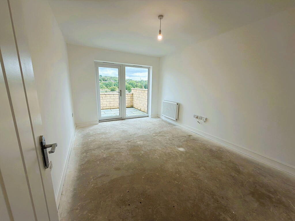 House in Oldham - View 2