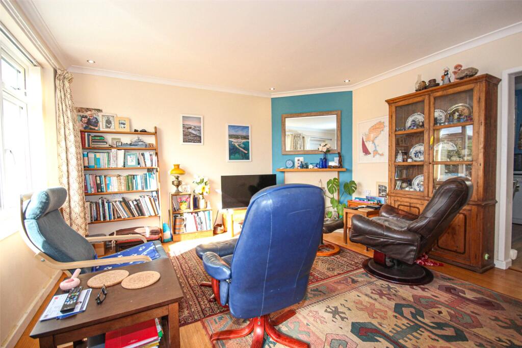 Kings Way, Lyme Regis, Dorset, DT7 photo 3