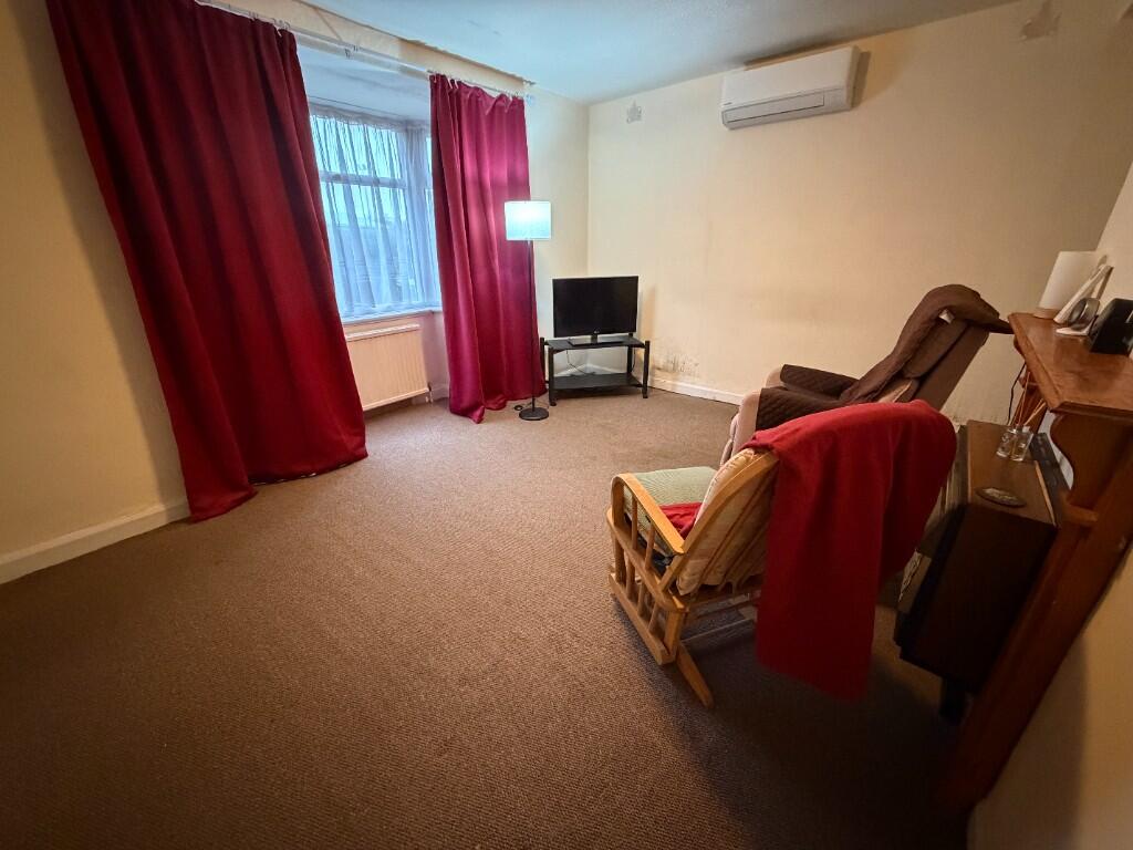 98 Chain Road, Manchester, Greater Manchester, M9 6GN photo 3