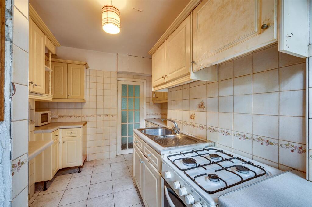 Longstone Avenue, London - View 4