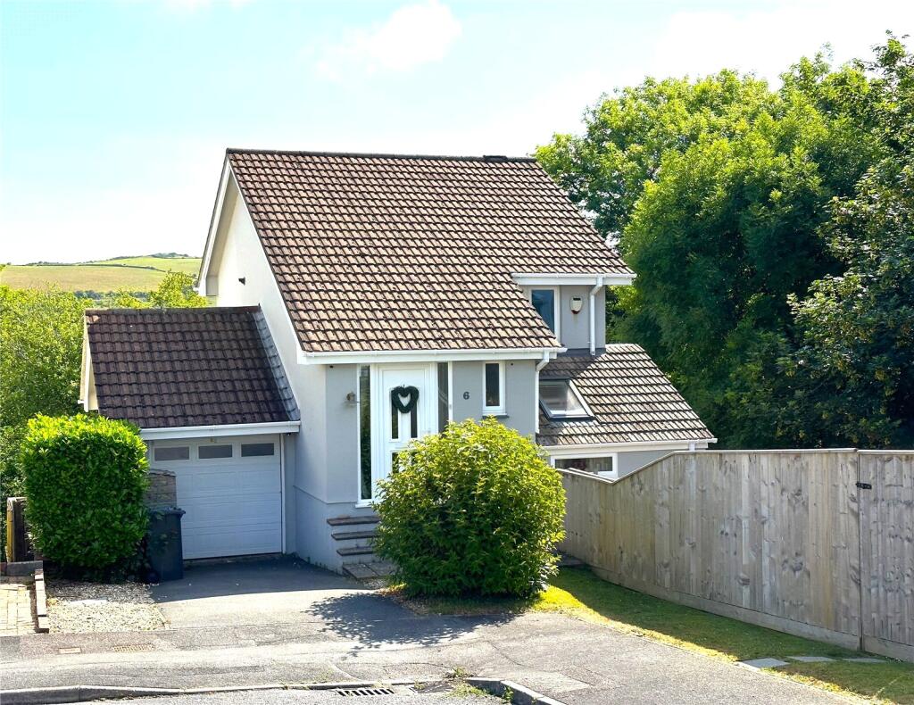 3-bed detached on Pine Close, Ilfracombe, North Devon, EX34, £395,000