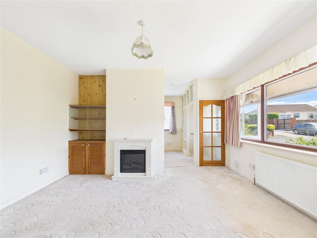 House in Bristol, Blackhorse, Emersons Green - More