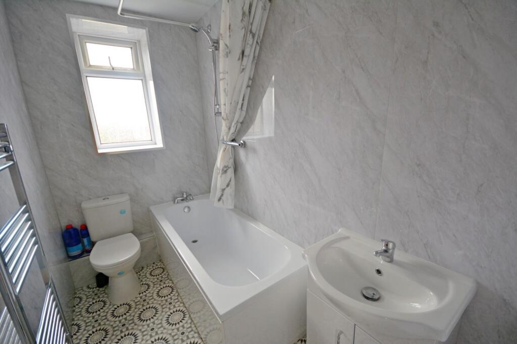 Apartment in Bolton - View 5