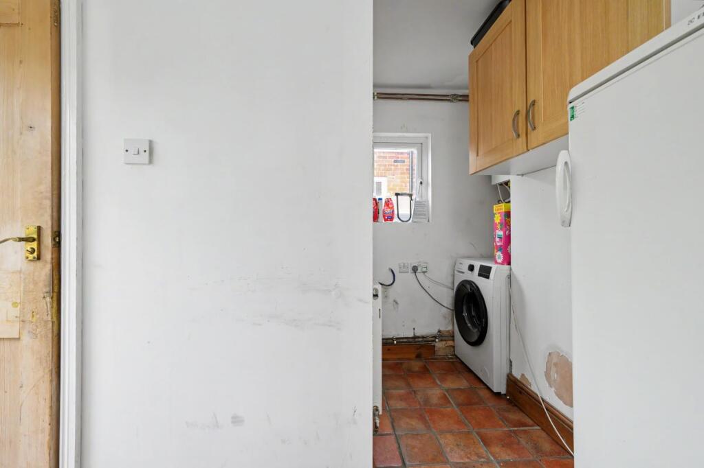 House in Eastleigh, Newtown - View 5