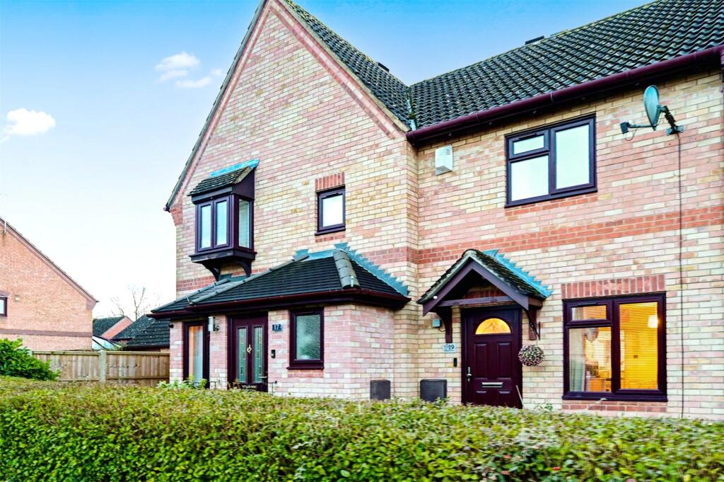 Main image of property: Bowling Green Drive, Hook, Hampshire, RG27