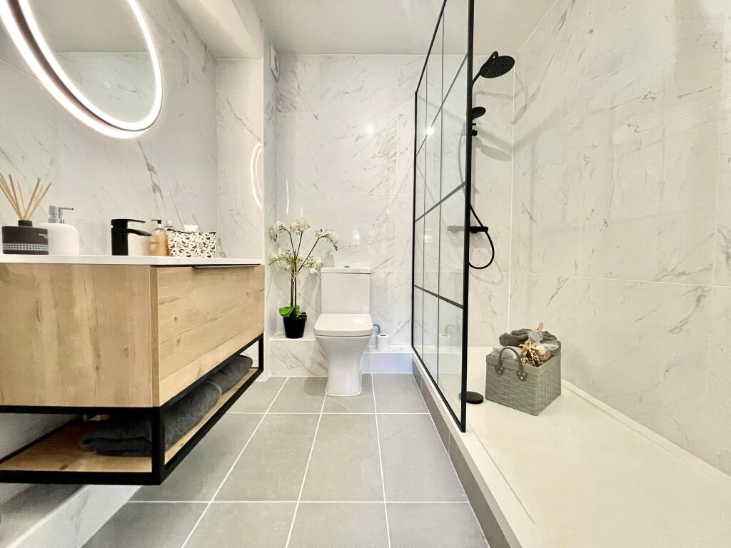 Additional image 4 of Avalon, Lilliput, Poole BH14