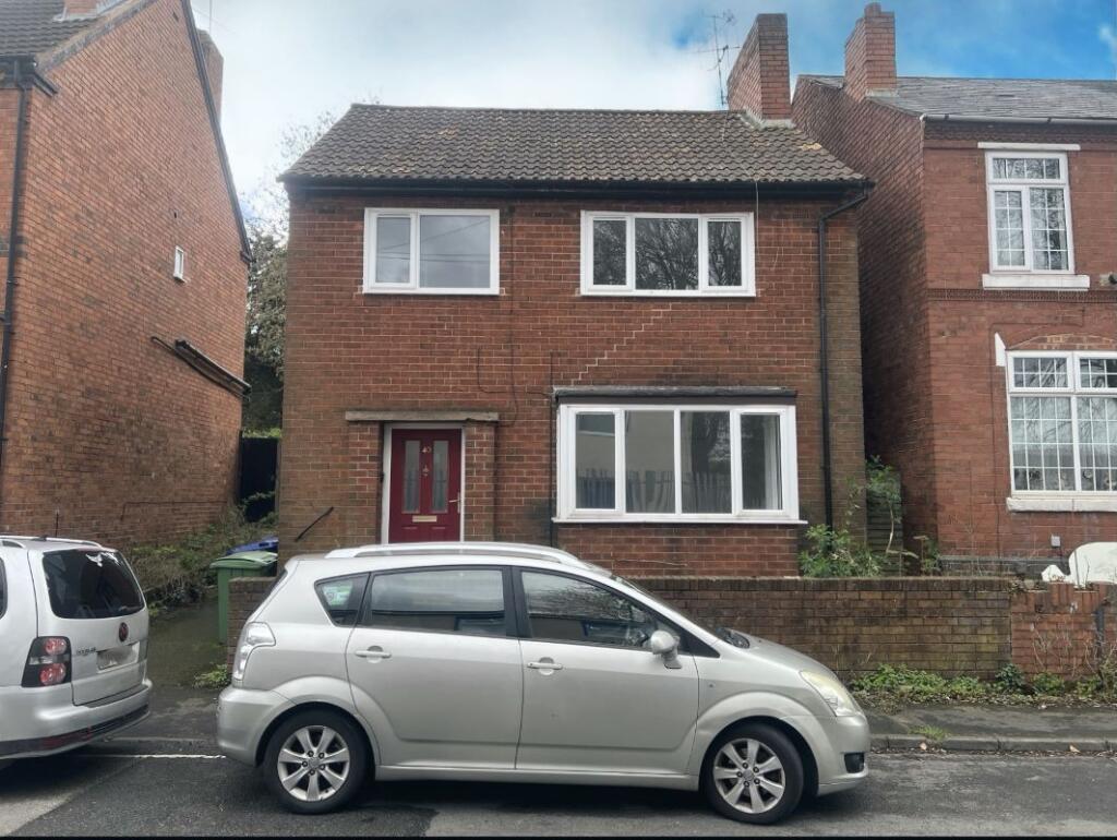 Main image of property: 40 Valley Road, Lye, Stourbridge, DY9 8JE
