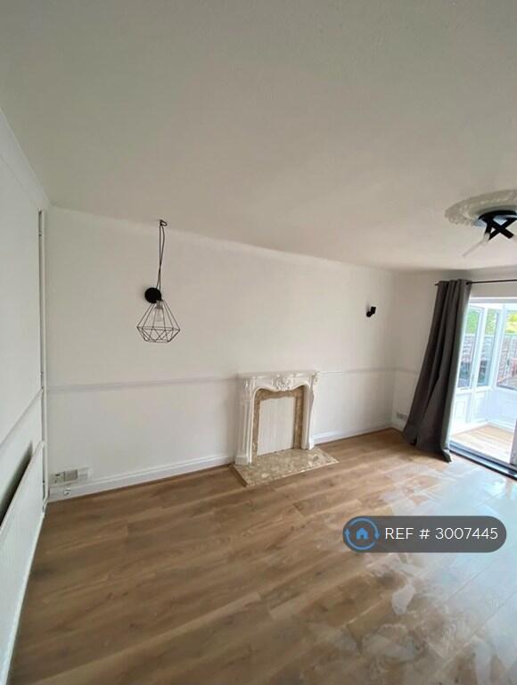 House in London - View 5