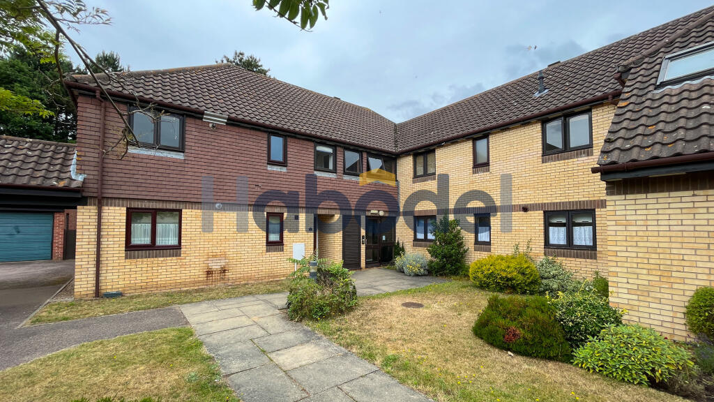 Main image of property: 5 The Paddocks, Martlesham Heath, IPSWICH, IP5 3UH