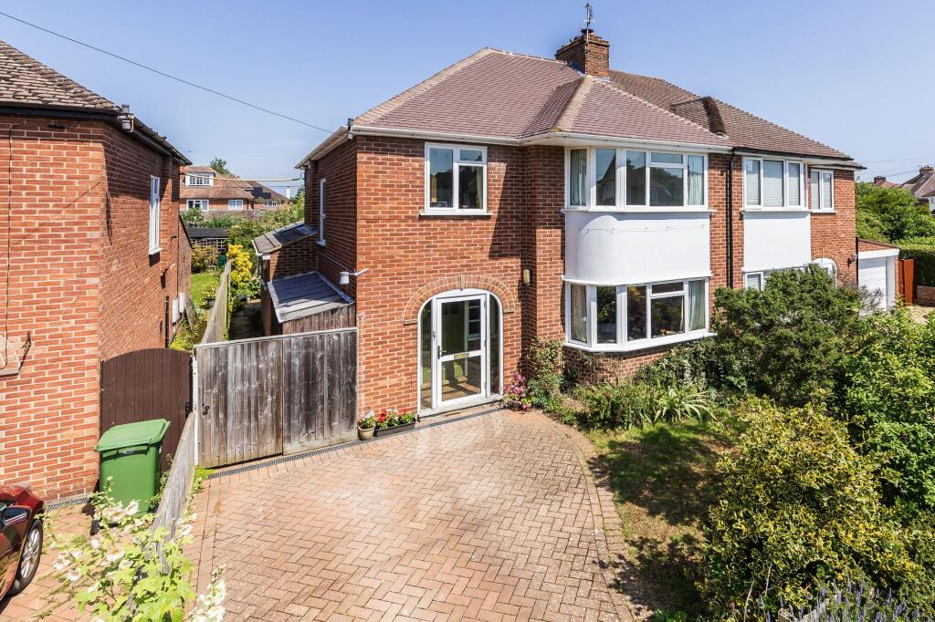 Main image of property: Thesiger Road, Abingdon, OX14
