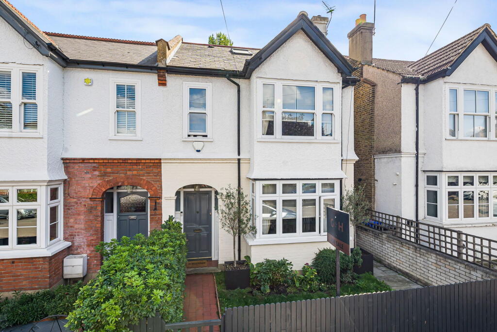 Main image of property: Babbacombe Road, Bromley, BR1 3LW