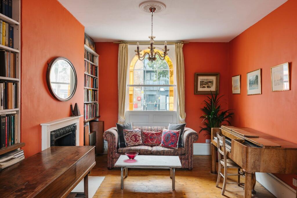 House in London - View 4