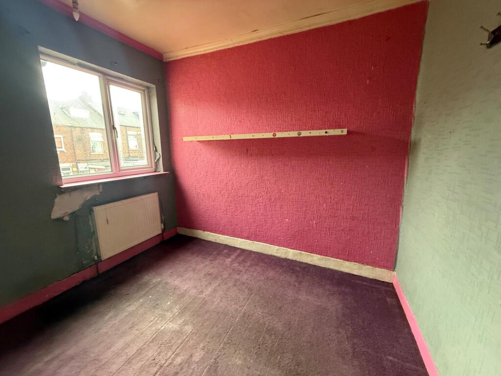 House in Barnsley, South Yorkshire - More