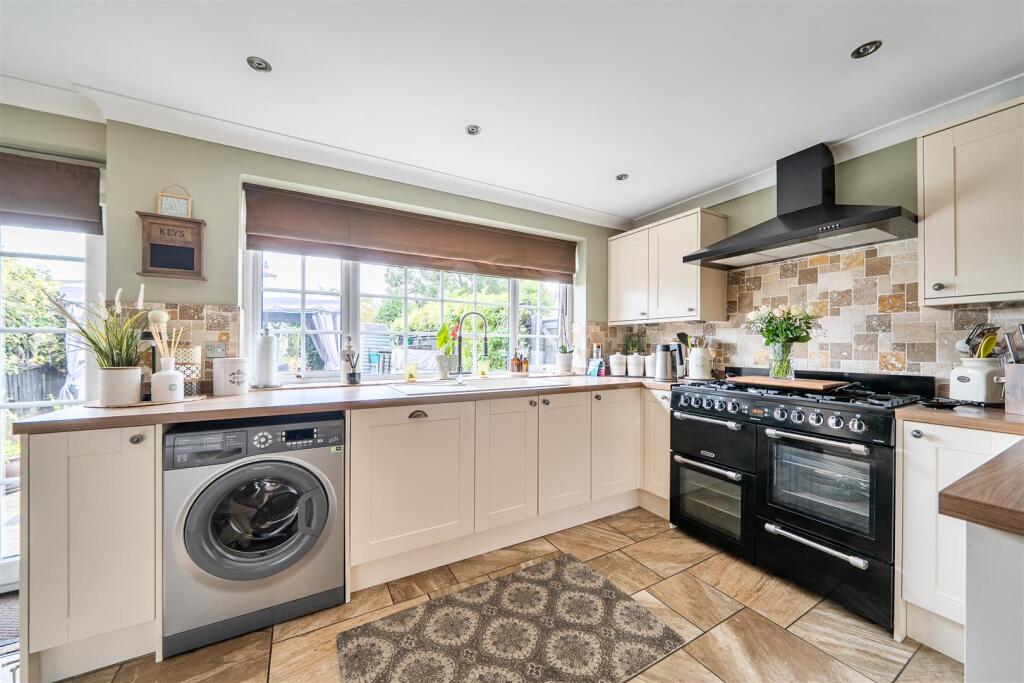 House in Fareham, Hampshire - View 5