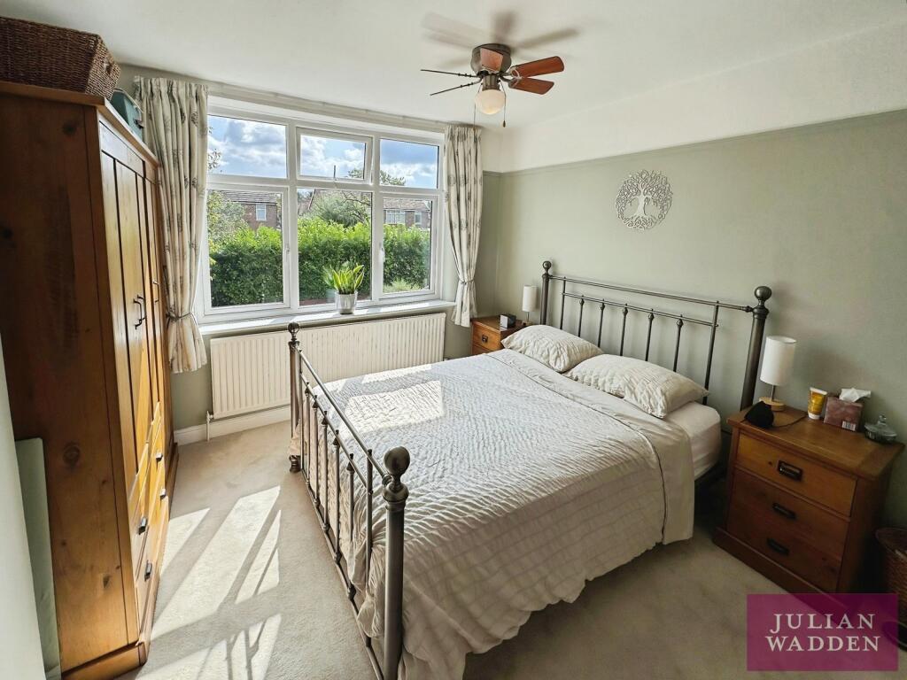House in Manchester, Parrs Wood, Wythenshawe - View 5