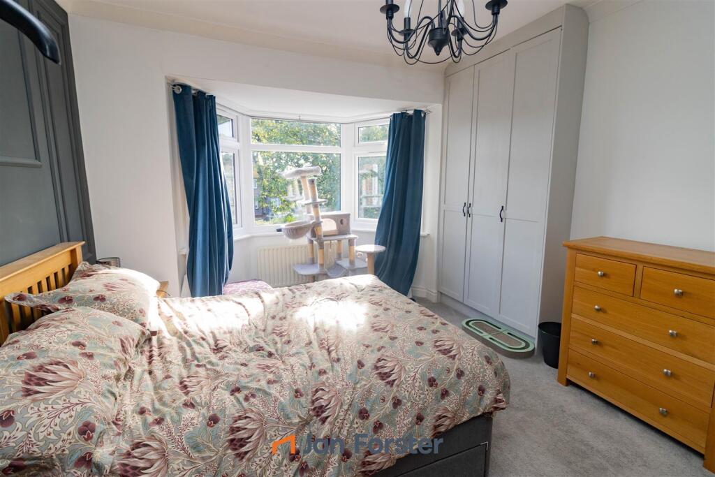 House in Newcastle upon Tyne - View 4