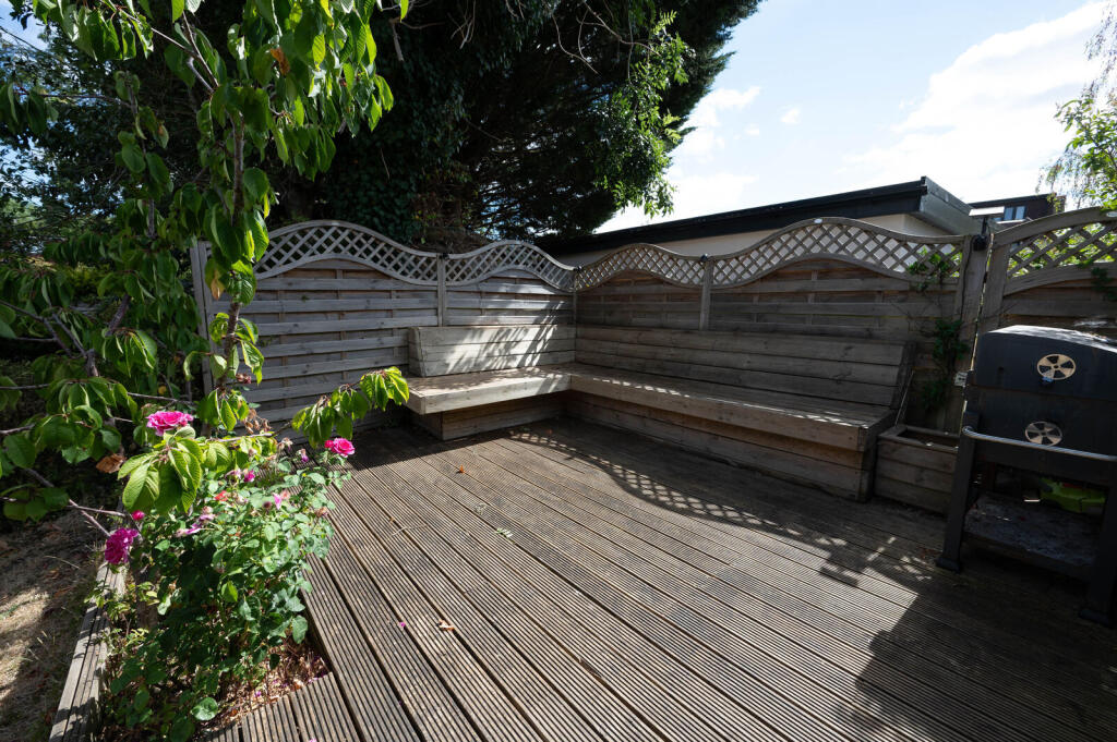 House in Guildford, Surrey - More