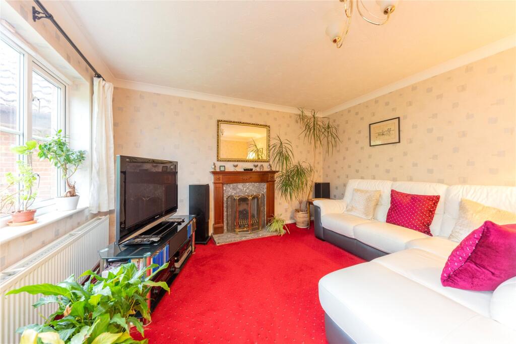 Huson Road, Warfield, Berkshire, RG42 - More
