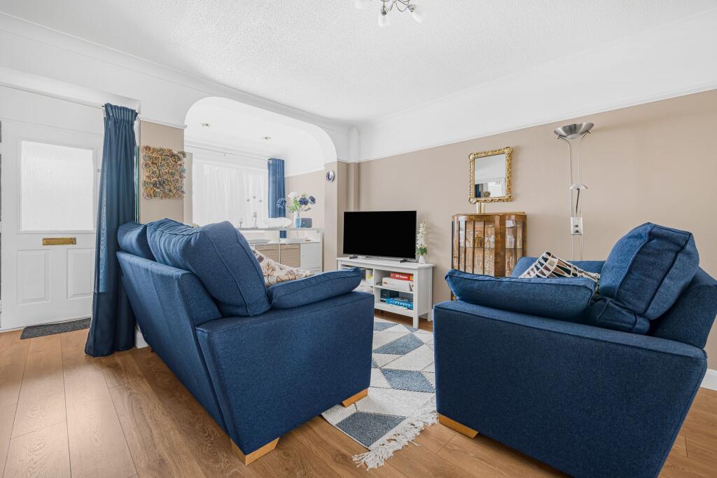House in Twickenham - View 2