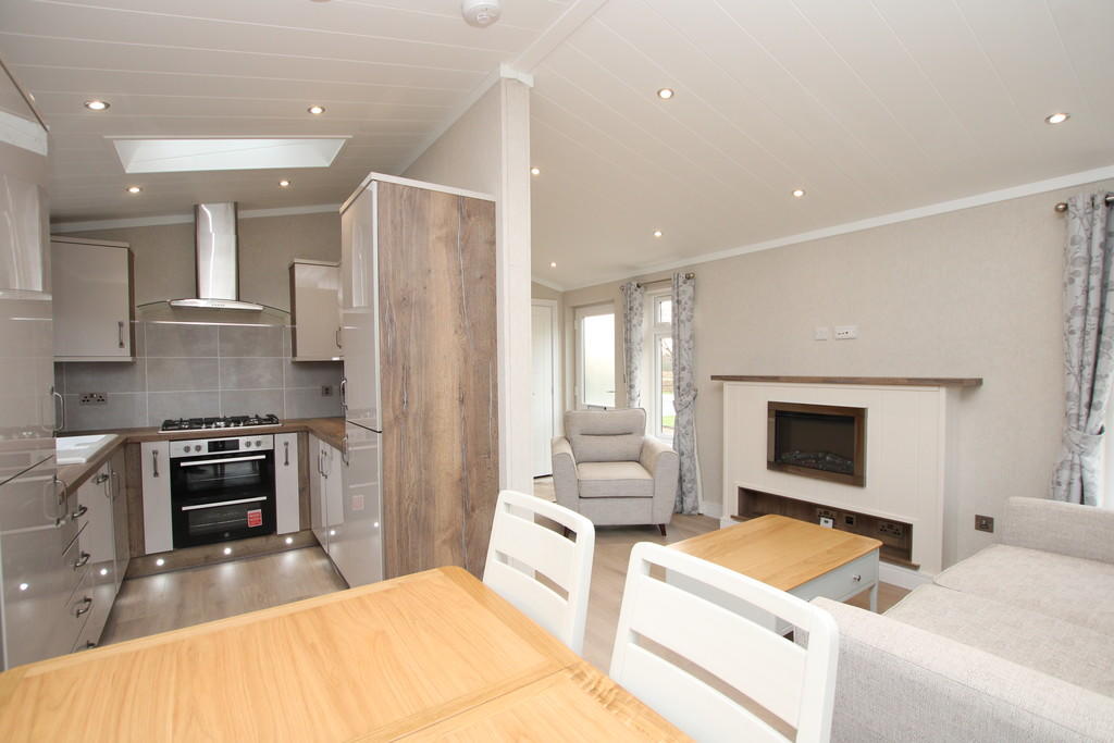 Burton Waters Lodges, Woodcock Lane, Burton Waters, Lincoln photo 5