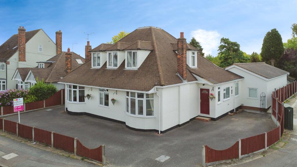 5-bed detached on Clare Road, Braintree, £650,000