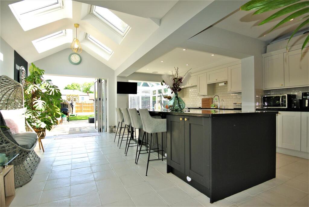 House in Kingston upon Thames - View 4