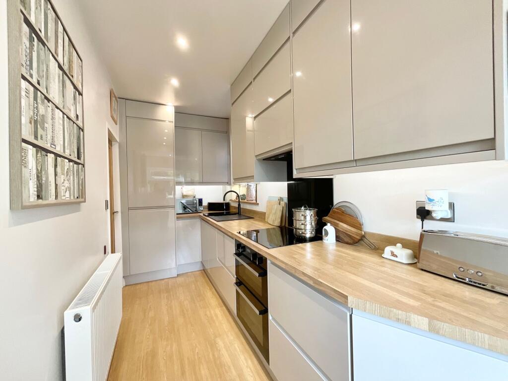 House in Stoke-on-Trent - More