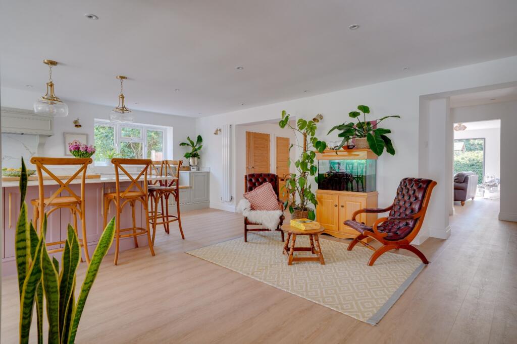 House in Stevenage - View 4