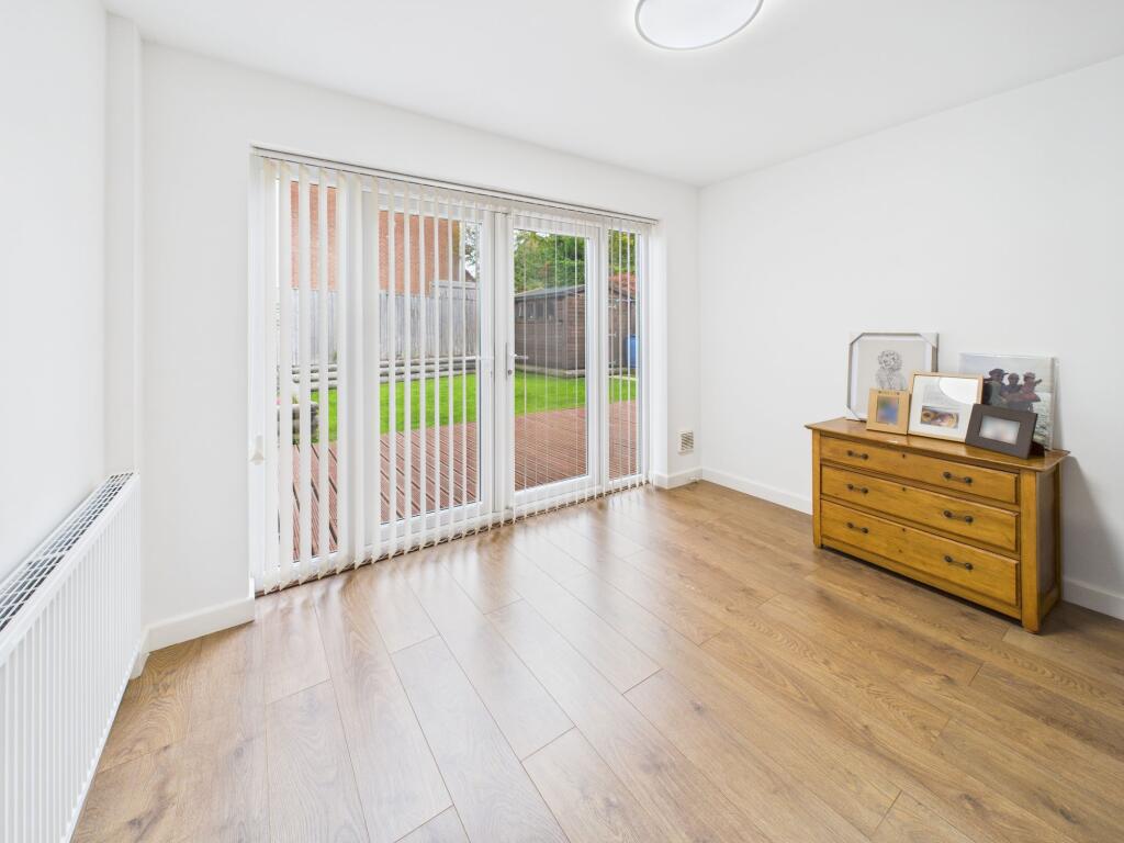 House in Ashfield, Sutton in Ashfield, Nottinghamshire - View 4