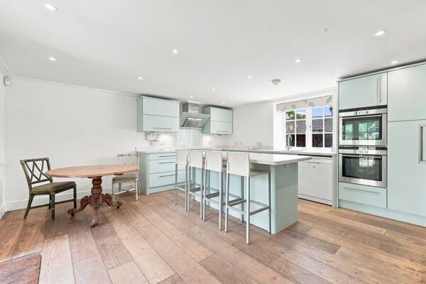 House in Ipswich - View 4