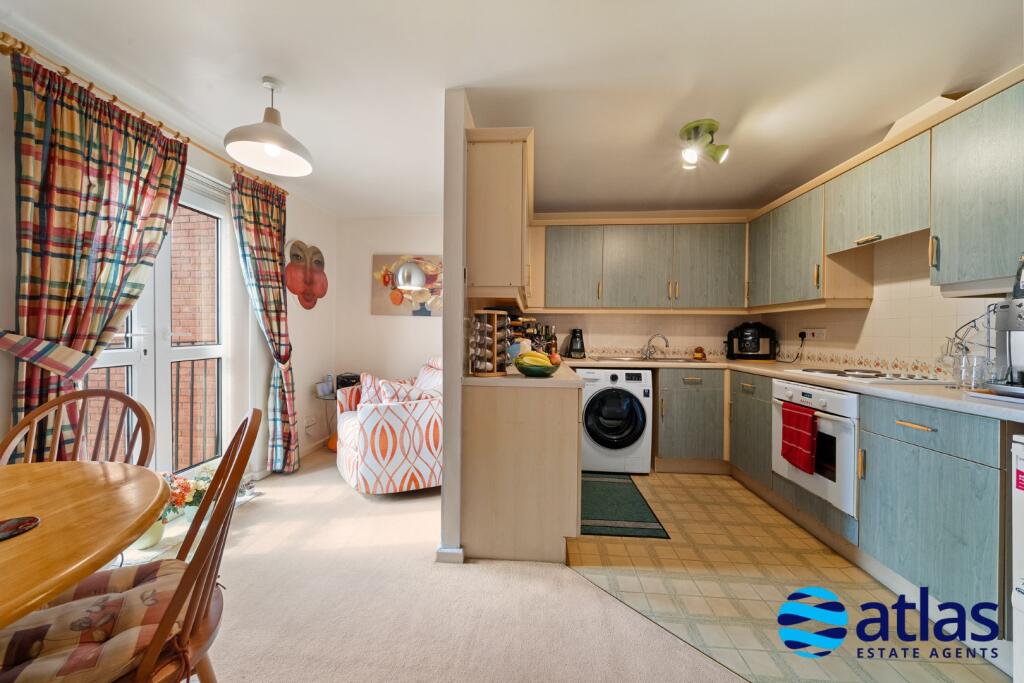 Apartment in Liverpool, Dingle - View 3
