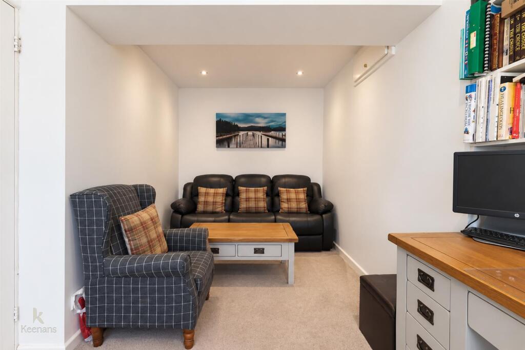House in Rochdale, Greater Manchester - View 5