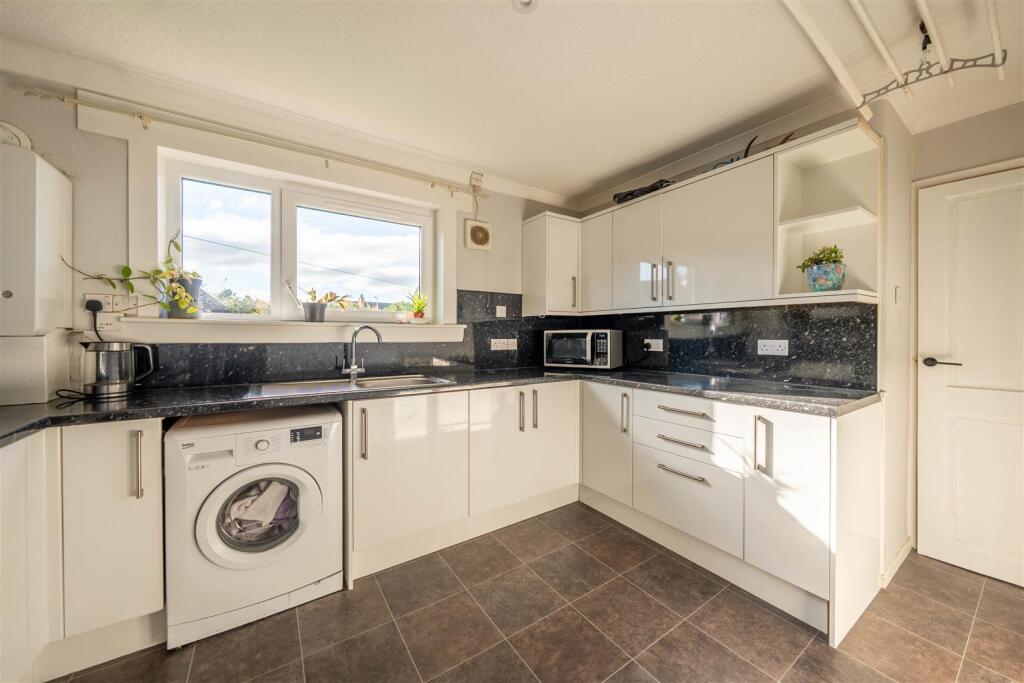House in Perth, Letham - View 6