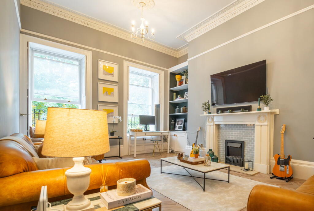 Main image of property: Green Park, Bath, BA1 1HZ