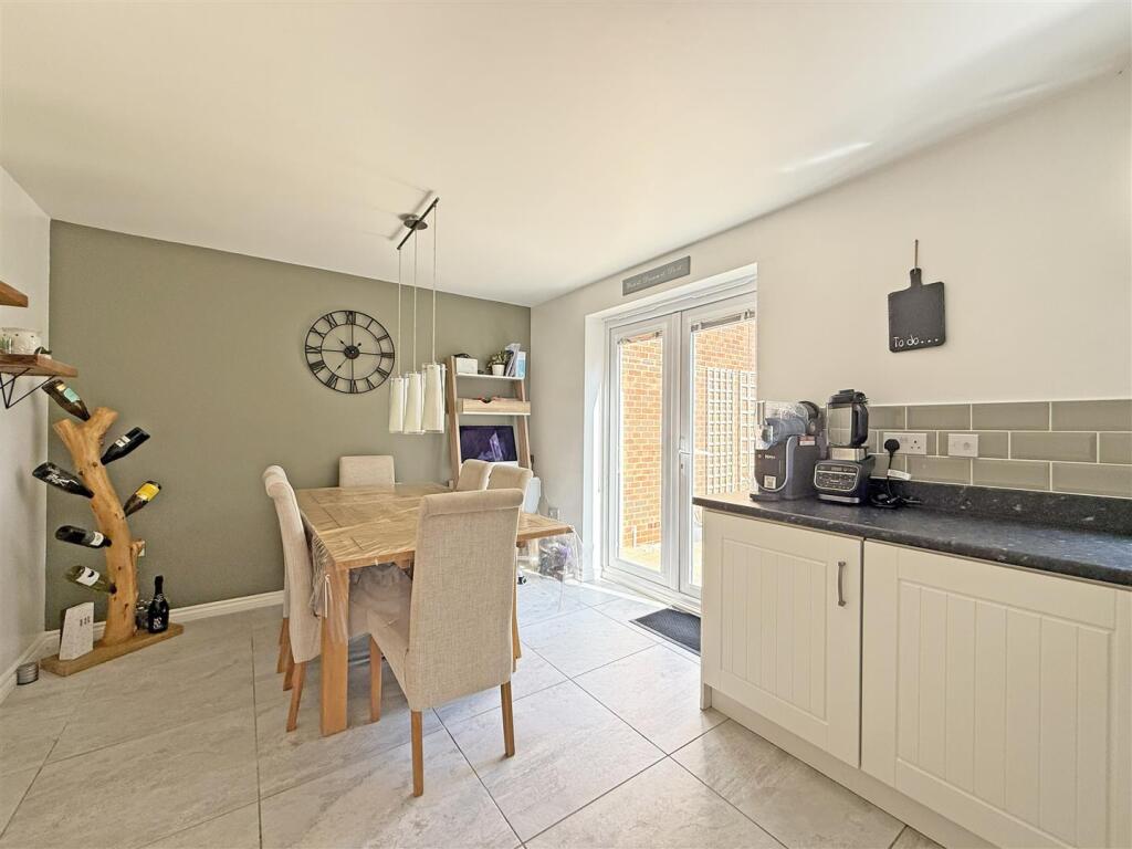 Woodvine Road, Shrewsbury photo 4