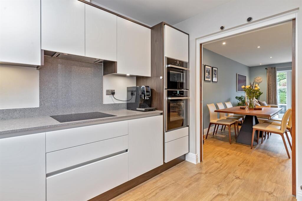 House in St Albans, Townsend - View 4
