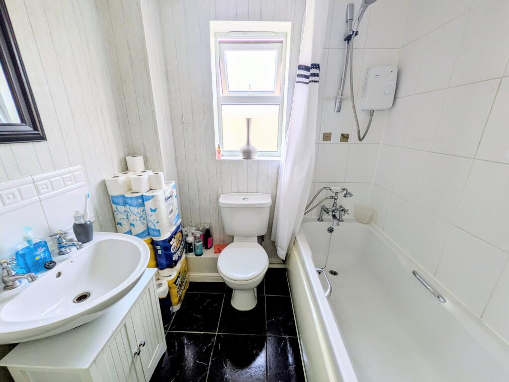 Additional image 13 of Portree Drive, Bradford, BD6