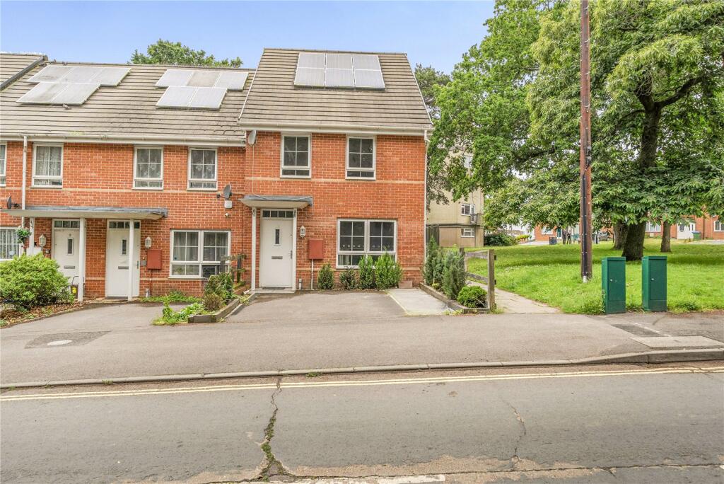 Main image of property: Tatwin Crescent, Southampton, Hampshire