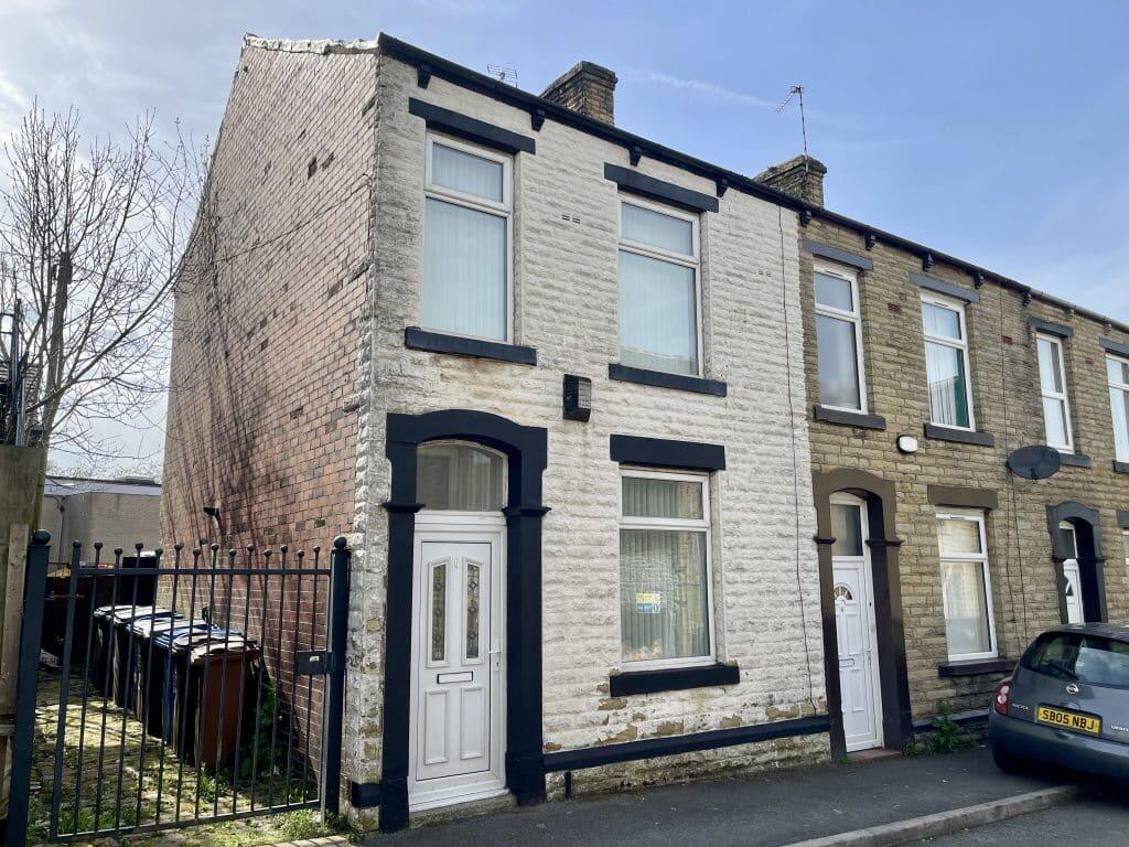 Main image of property: 6 Queen Street Shaw