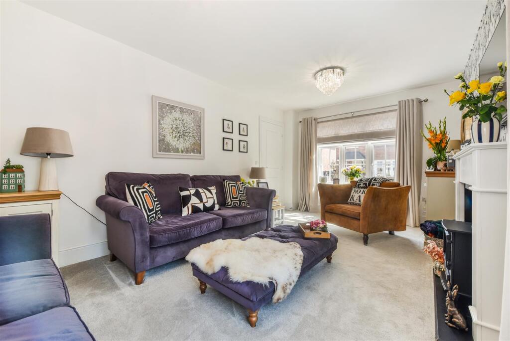 House in Arun, Yapton - More