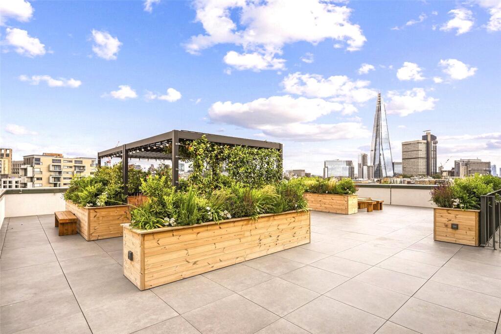 Apartment in London - More