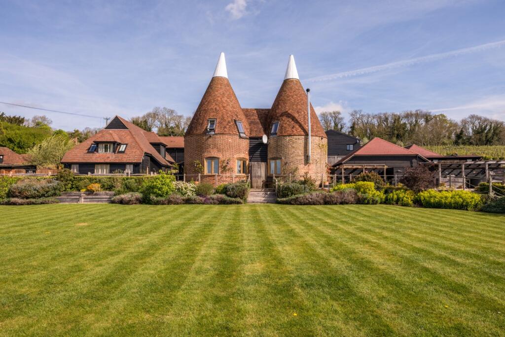 4-bed detached on Boyton Court Road, Sutton Valence, Kent, £1,500,000
