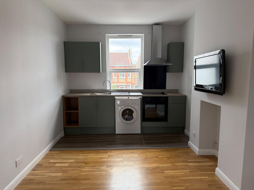 Apartment in London - More