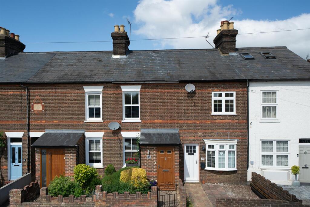 Main image of property: Breakspeare Road, Abbots Langley