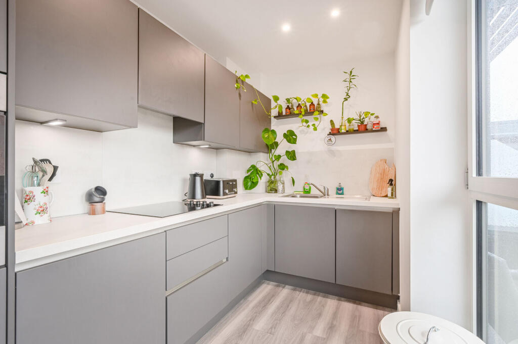 Apartment in London - View 4