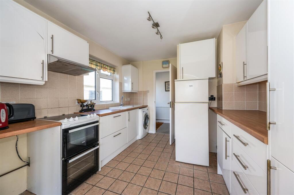 House in Chichester, West Wittering - More