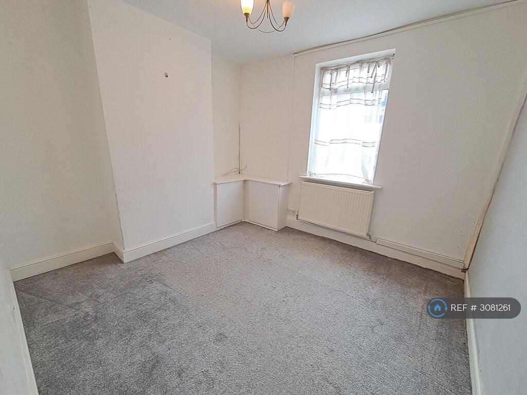 House in Warrington - View 3