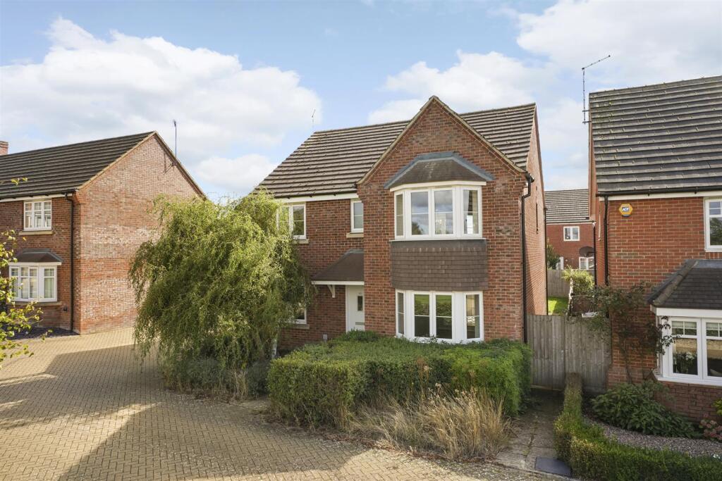 Main image of property: Bishops Meadow, Long Buckby, Northampton