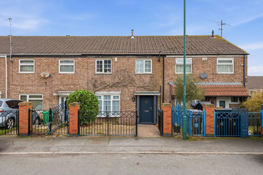 Main image of property: Chichester Close, Nottingham, NG5 9AX