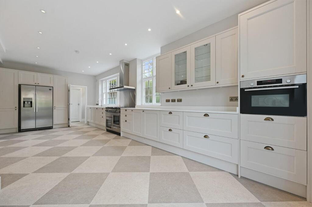 Main image of property: Winnington Road, London